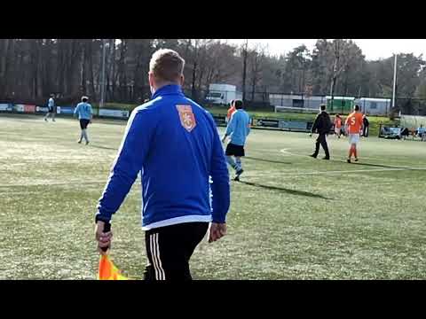 VOETBAL WEDSTRIJD TUSSEN V.V.DIEREN4 GSV'63 DOELPUNTEN VAN GSV'63
