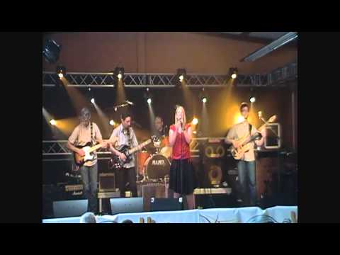 Vicq Blues Festival 2012 - " She's tuff " -The FeedBack-.wmv