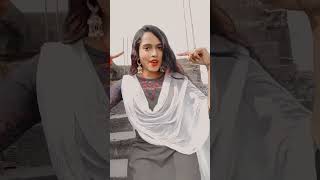 Download lagu Dil To Pagal Hai Song | Shah Rukh Khan, Madhuri, Karisma, Akshay | Lata Mangeshkar, Udit Narayan mp3