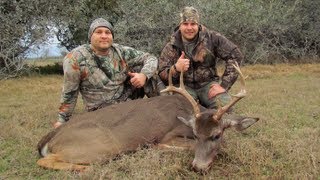 preview picture of video 'Texas Whitetail Deer Hunting 2 Kills with South Coast Safaris'