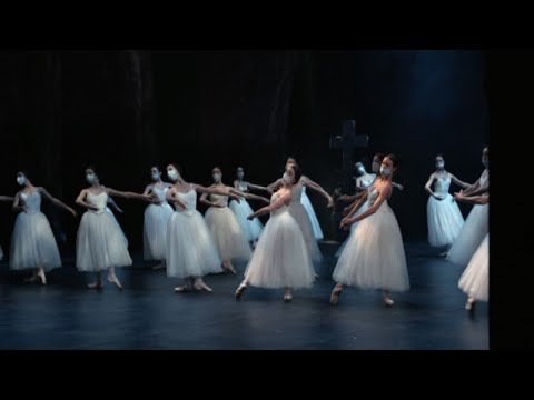 "Corpo di ballo", 6 mesi di danza e vita alla Scala di Milano