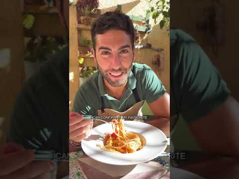 Spaghetti Al Pomodoro - Spaghetti With Tomato