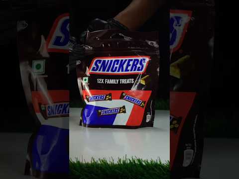 Snickers milkshake || Milkshake recipe #shorts