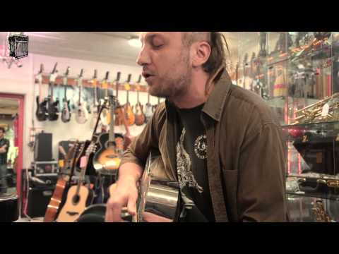 Bernard Adamus - Arrange toi avec ça (Acoustic Version)