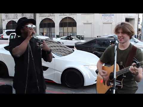 De Arrepiar - Famosos Surpreendem Pessoas na Rua