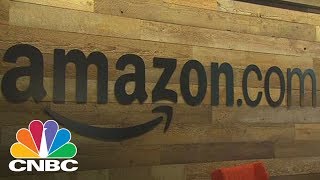 Chicago Woos Amazon In Bid For Second Headquarters | CNBC