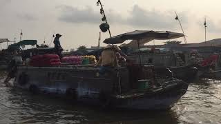 preview picture of video 'Cai Rang Floating market - Chợ nổi Cái Răng'