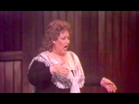 Montserrat Caballé: La mamma morta (Andrea Chenier - Giordano) 1985.