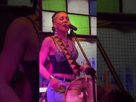 Show de Marina González en "Las moradas" - Mendiolaza, Córdoba