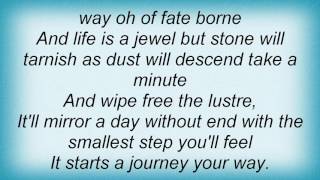 10000 Maniacs - Smallest Step Lyrics