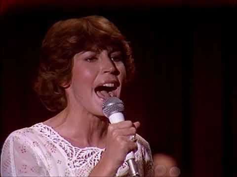 HELEN REDDY - DELTA DAWN - NUMBER ONE POP SMASH - THE QUEEN OF 70s POP