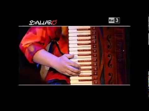 Mannarino |  "Jeux d'enfants" di René Dupéré | Riarrangiamento live sigla Ballarò