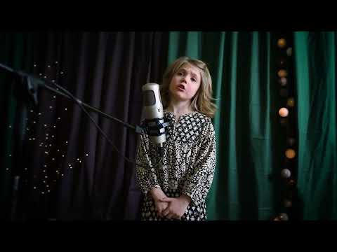 Elizabete Lukaševiča Lāce (5), Riga, vecuma grupa: solisti 4-8 gadi