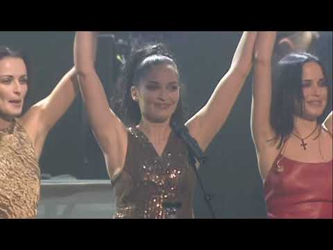 The Corrs - Toss the Feathers (Live in London)