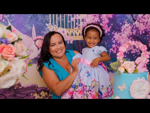 Filme de Laura  - 1 Aninho