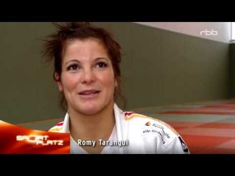 Romy Tarnagul - On the way to London