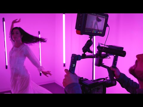 Video Review of the Benro X-Series 3XD 3-Axis Handheld Gimbal Stabilizer