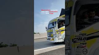 Download lagu STORY WA SINDIRAN HALUS VERSI TRUCK CABE UGRA TANI WONG LAWAS WAYAHE TAMPIL mp3