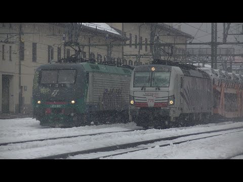 BRENNERO e COLLE ISARCO, lo SPETTACOLO dei TRENI MERCI della BRENNERBAHN sotto la NEVE