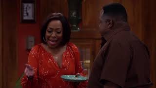 The Neighborhood 2x12 Sneak Peek Clip 5 "Welcome to the New Pastor"