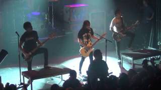 Pierce the Veil- Just the Way You Are (Live at Irving Plaza, NY 12/3/11)