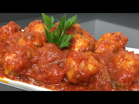 Albóndigas de pollo con salsa de tomate casera | Albóndigas con tomate