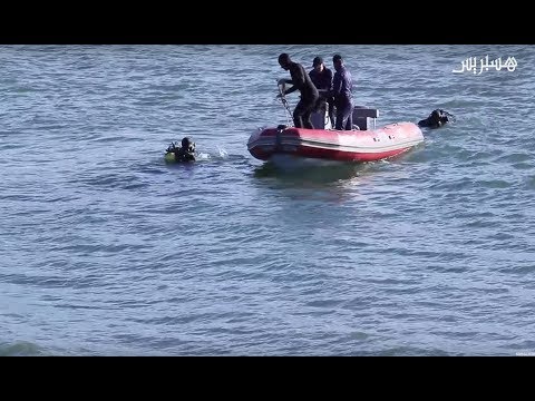 ناج من حادث بين الويدان يروي تفاصيل قصة غرق صياد انقلب قاربه وسط البحيرة