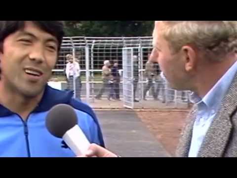 Höfliche Asiaten in der Bundesliga