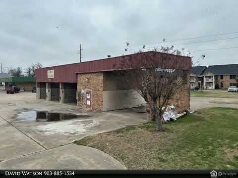 592 League St S