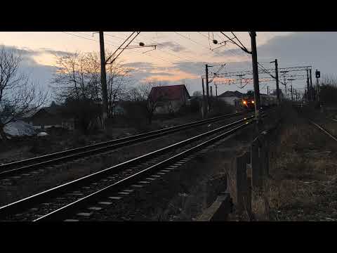 Tren IR1832 Cluj Napoca - Galati pleaca din Veresti cu 40-0878-1 - 22.12.2021