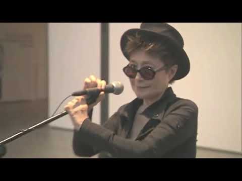 Yoko Ono Sings "Stairway to Heaven" #stairwaytoheaven #ledzeppelin #yokoono