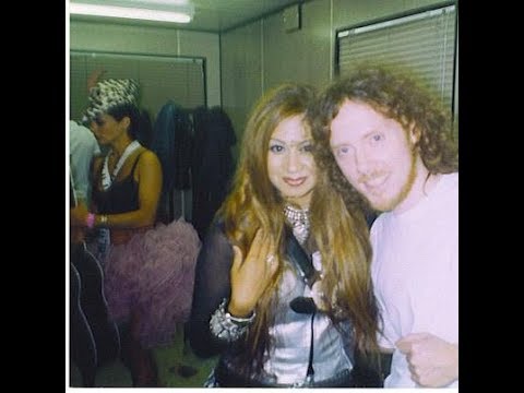 MUNDAYA -  Tim Deluxe ft. Shahin Badar