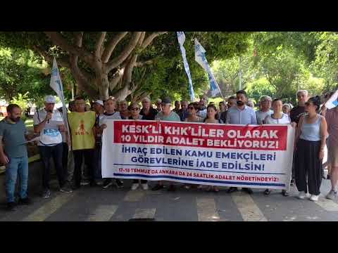 KESK'li KHK'lilere Ankara'da Yapılan Saldırı Adana'da Protesto Edildi.