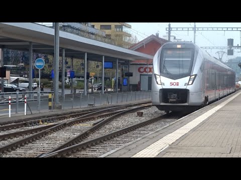 Abfahrt der S40 nach Rapperswil SG am Bahnhof Pfäffikon SZ