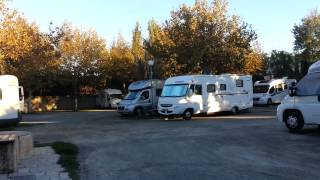 preview picture of video 'Aire de stationnement camping car de Saint Tropez (83 - Var)'