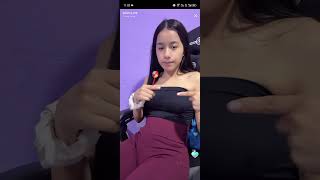 Download lagu ABG live BIGO pamer belahan bawah ‼️‼️🤤🤤💦 mp3 Download lagu ABG live BIGO pamer belahan bawah ‼️‼️🤤🤤💦 mp3