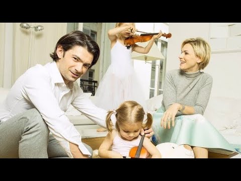 Delphine a 43 ans : qui est l'épouse de Gautier Capuçon, mère de ses filles Fée et Sissi ?