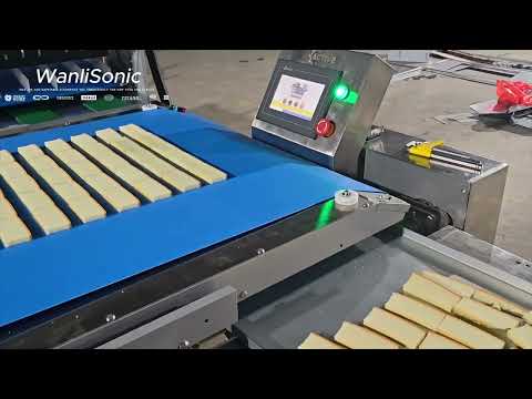 Ultrasonic cake cutting machine