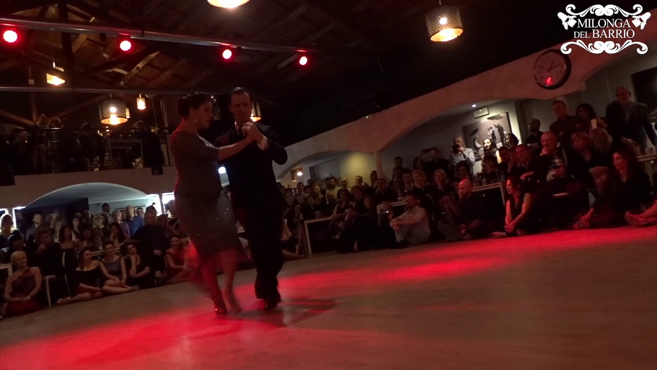 Facundo Piñero y Vanesa Villalba • Barro, O. Pugliese - A. Moran • Milonga del Barrio (Roma) • 1/4
