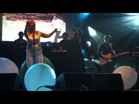 Saint Etienne - You're in a Bad Way @ On Blackheath 11 Sept 2016