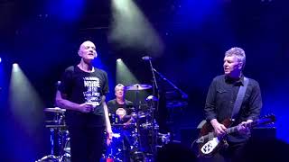 Midnight Oil - King Of The Mountain (Melbourne, Nov 15, 2017)