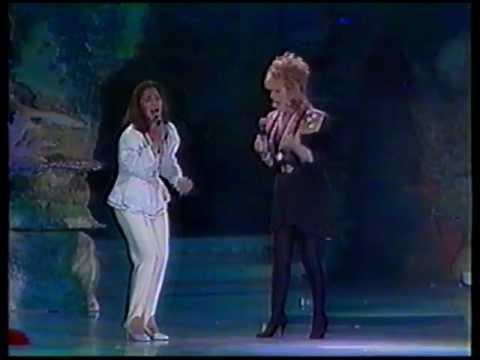 ANA GABRIEL y VIKY CARR - AMIGA - FESTIVAL ACAPULCO 91 - MEXICO