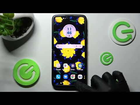 MOTOROLA RAZR 2022 - How To Change Icon Size