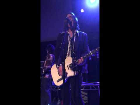 Street Fighting Band - A Rolling Stones Tribute Happy