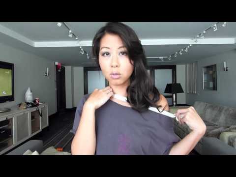 How to Cut the Perfect Off-the-Shoulder T-Shirt