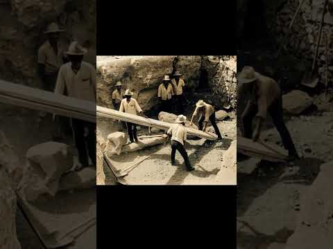 Proceso de excavación en la Isla de Flores, #Petén. #guatemala #arqueologia #mayas