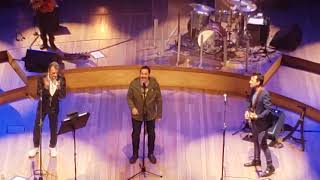 Moris, Ricardo Mollo y Antonio Birabent || "Pato trabaja en una carnicería"