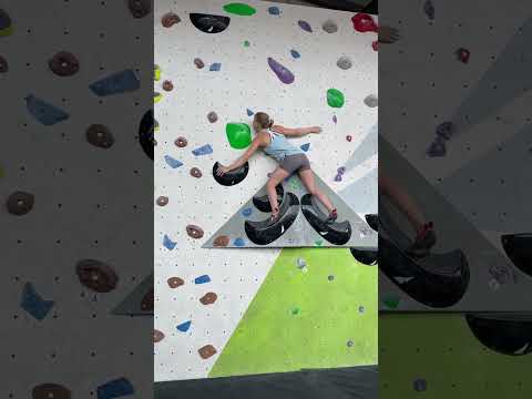 Tough slab called for delicate footwork & a deal of faith 💥🧗 #slabclimbing #climbing #bouldering