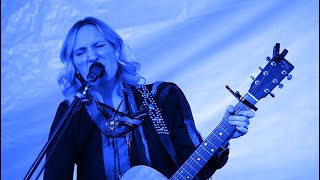 Season Ammons performs I Could Fall For You - Live at KC's Sandbar