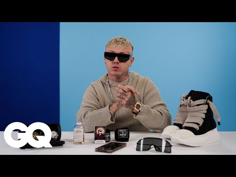 Lazza racconta quali sono gli oggetti di cui non può fare a meno | GQ Italia